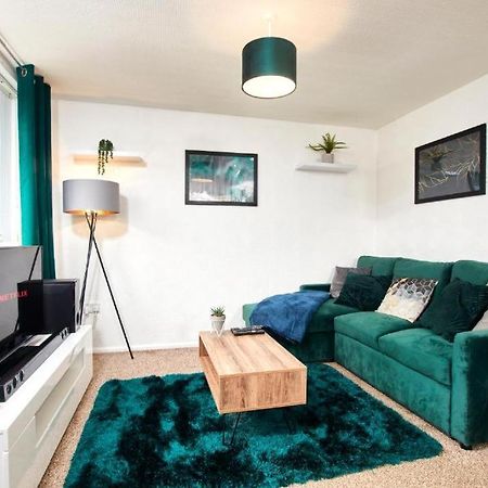 The Emerald House Of Manchester - Garden - Parking Dış mekan fotoğraf